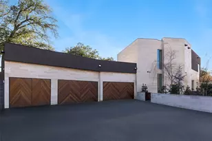 10920 Strait Ln, Dallas, TX 75229 - Photo 33