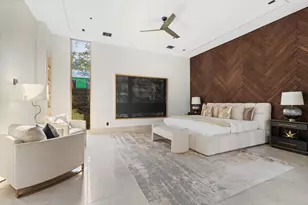 10920 Strait Ln, Dallas, TX 75229 - Photo 17