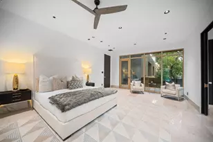 10920 Strait Ln, Dallas, TX 75229 - Photo 23