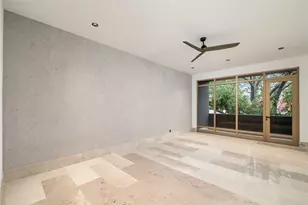 10920 Strait Ln, Dallas, TX 75229 - Photo 25