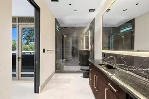 10920 Strait Ln, Dallas, TX 75229 - Photo 23