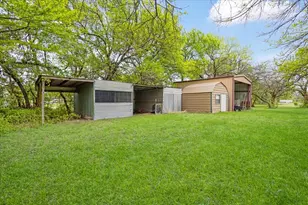 110 Bois D Arc St, Tom Bean, TX 75491 - Photo 35