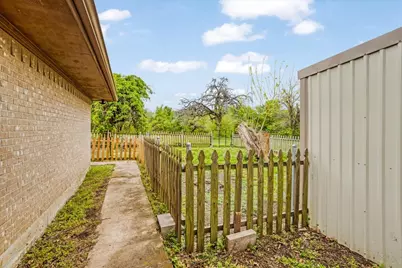 110 Bois D Arc Street, Tom Bean, TX 75491 - Photo 33