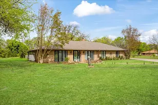 110 Bois D Arc St, Tom Bean, TX 75491 - Photo 31