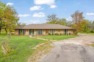 110 Bois D Arc St, Tom Bean, TX 75491 - Photo 29