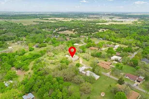 110 Bois D Arc St, Tom Bean, TX 75491 - Photo 37