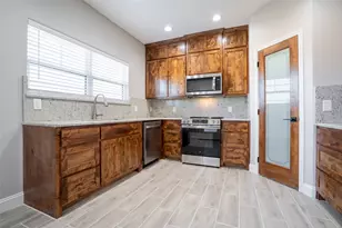 350 E Travis St, Dublin, TX 76446 - Photo 11