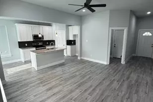 3115 Prairie Ave, Fort Worth, TX 76106 - Photo 3