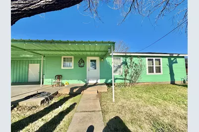 238 S 8th Street, Jacksboro, TX 76458 - Photo 1