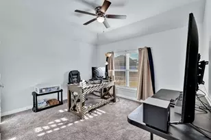 505 Hazeltine Rd, Red Oak, TX 75154 - Photo 5