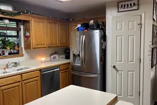 1809 N Cypress Ave, Stephenville, TX 76401 - Photo 7