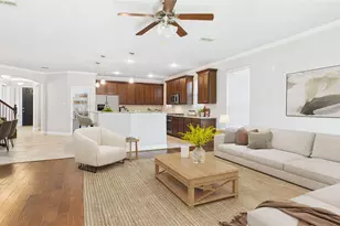 645 Sundrop Dr, Little Elm, TX 75068 - Photo 5