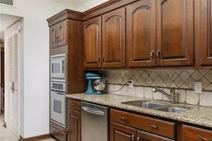 6126 Averill Way, Dallas, TX 75225 - Photo 17