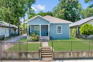 925 S Brighton Ave, Dallas, TX 75208 - Photo 1