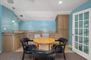 1929 Berkeley Pl, Fort Worth, TX 76110 - Photo 33