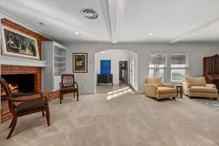 1929 Berkeley Pl, Fort Worth, TX 76110 - Photo 9