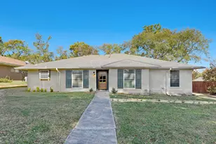 1805 Skyline Dr, Sherman, TX 75092 - Photo 1