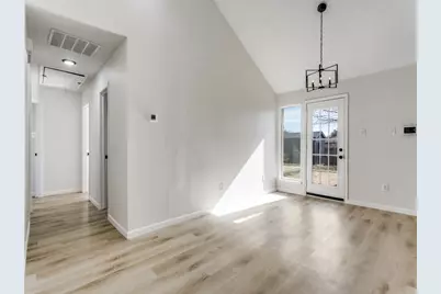 1538 Summerwind Lane, Lewisville, TX 75077 - Photo 5