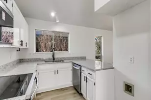 1538 Summerwind Ln, Lewisville, TX 75077 - Photo 11