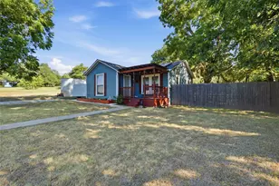 116 W 7th St, Weatherford, TX 76086 - Photo 3