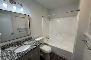 762 E Warrior Trail, Grand Prairie, TX 75052 - Photo 11