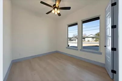 4754 Ramey Avenue, Fort Worth, TX 76105 - Photo 19