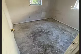 865 6th St SW, Paris, TX 75460 - Photo 5