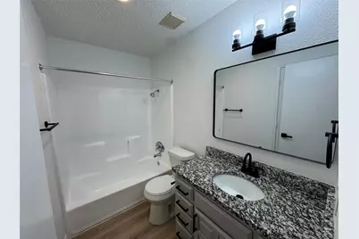 762 E Warrior Trail #D, Grand Prairie, TX 75052 - Photo 9