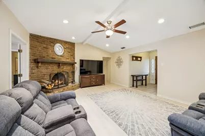 314 Amherst Avenue, Richardson, TX 75081 - Photo 9