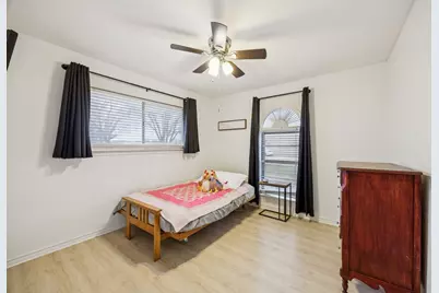 314 Amherst Avenue, Richardson, TX 75081 - Photo 17