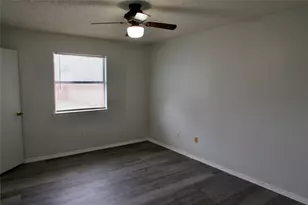 4735 Pecan Meadow Dr, Dallas, TX 75236 - Photo 13