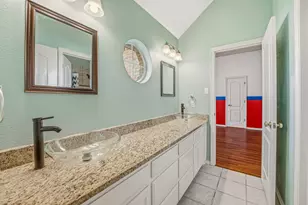 812 Alconberry Dr, Crowley, TX 76036 - Photo 25