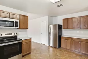 1441 Erin Dr, Burleson, TX 76028 - Photo 9