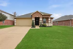 1441 Erin Dr, Burleson, TX 76028 - Photo 1