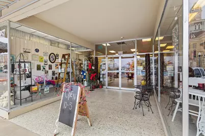 405 N Main Street, Bonham, TX 75418 - Photo 3