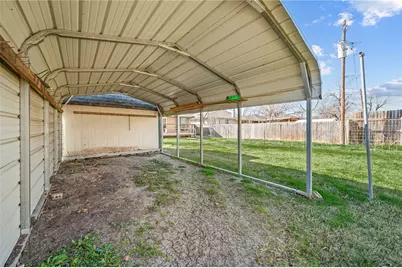 110 Renfro Street, Grand Prairie, TX 75051 - Photo 23