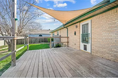 110 Renfro Street, Grand Prairie, TX 75051 - Photo 19