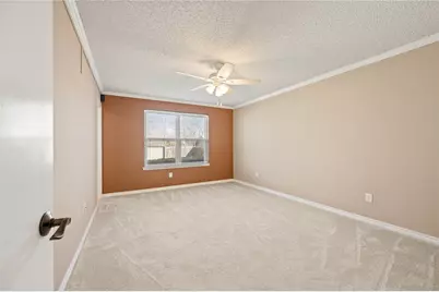 110 Renfro Street, Grand Prairie, TX 75051 - Photo 11