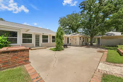 425 Oakhill Drive, Denton, TX 76201 - Photo 29