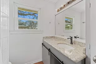 425 Oakhill Dr, Denton, TX 76201 - Photo 15