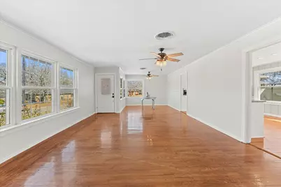 425 Oakhill Drive, Denton, TX 76201 - Photo 5