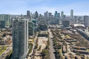3130 N Harwood St, Dallas, TX 75201 - Photo 39