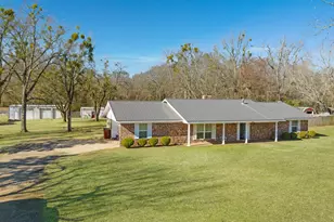 850 Key West Rd, Reno, TX 75462 - Photo 1