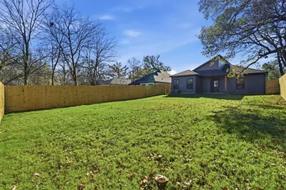425 E Munson Street, Denison, TX 75021 - Photo 27