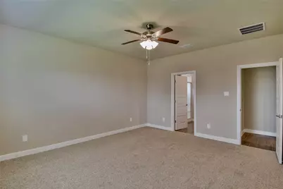 676 Capstone Circle, Granbury, TX 76048 - Photo 5