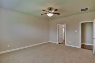 676 Capstone Cir, Granbury, TX 76048 - Photo 5