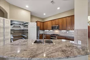 829 Greenwood Dr, Burleson, TX 76028 - Photo 25