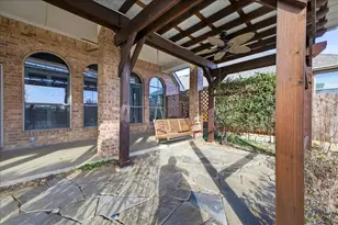 829 Greenwood Dr, Burleson, TX 76028 - Photo 31