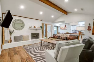 1105 Holly Ct, Benbrook, TX 76126 - Photo 3