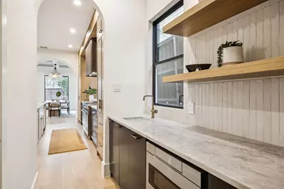 8811 Daytonia Avenue, Dallas, TX 75218 - Photo 13